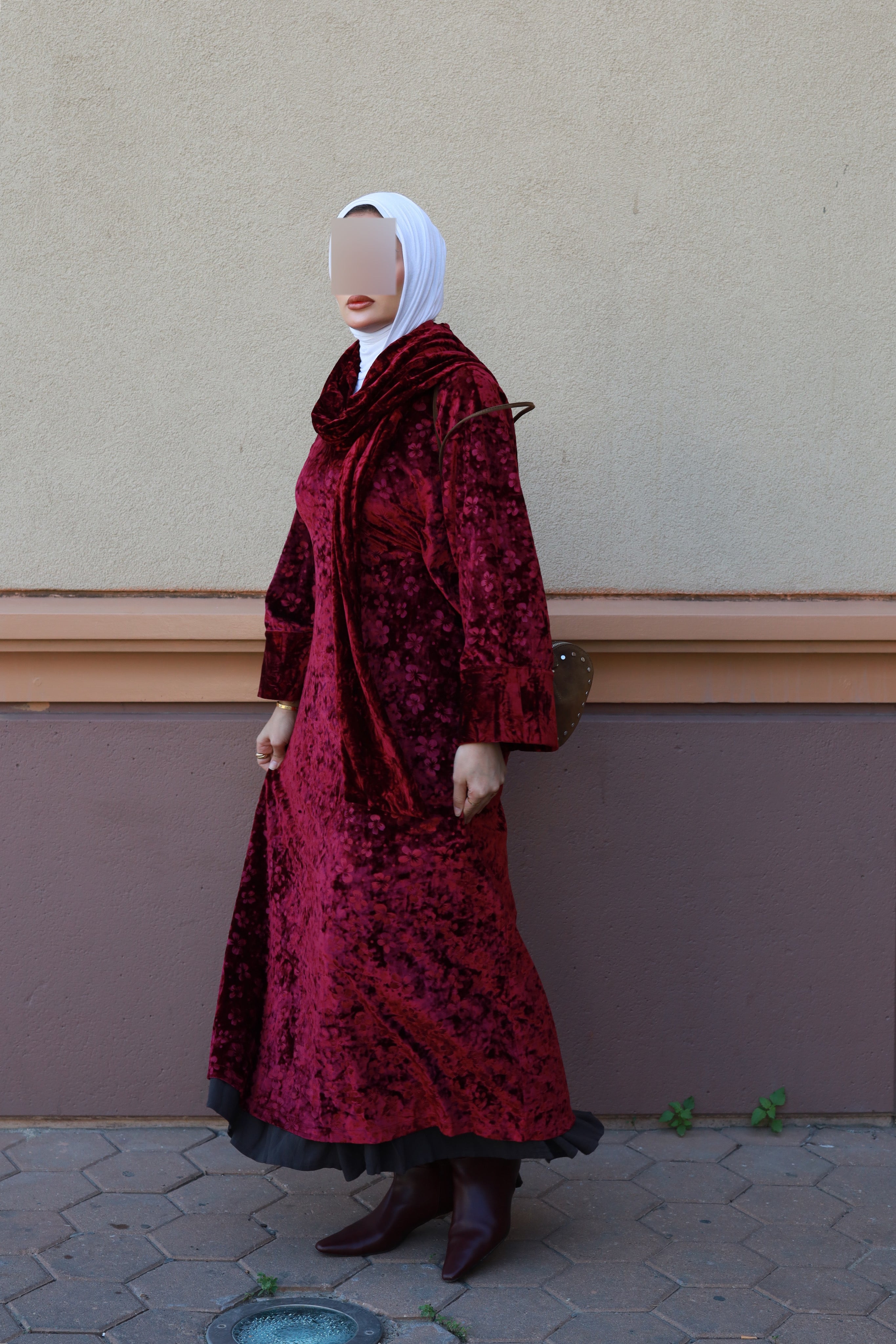 ٍٍR2 '26 Maroon