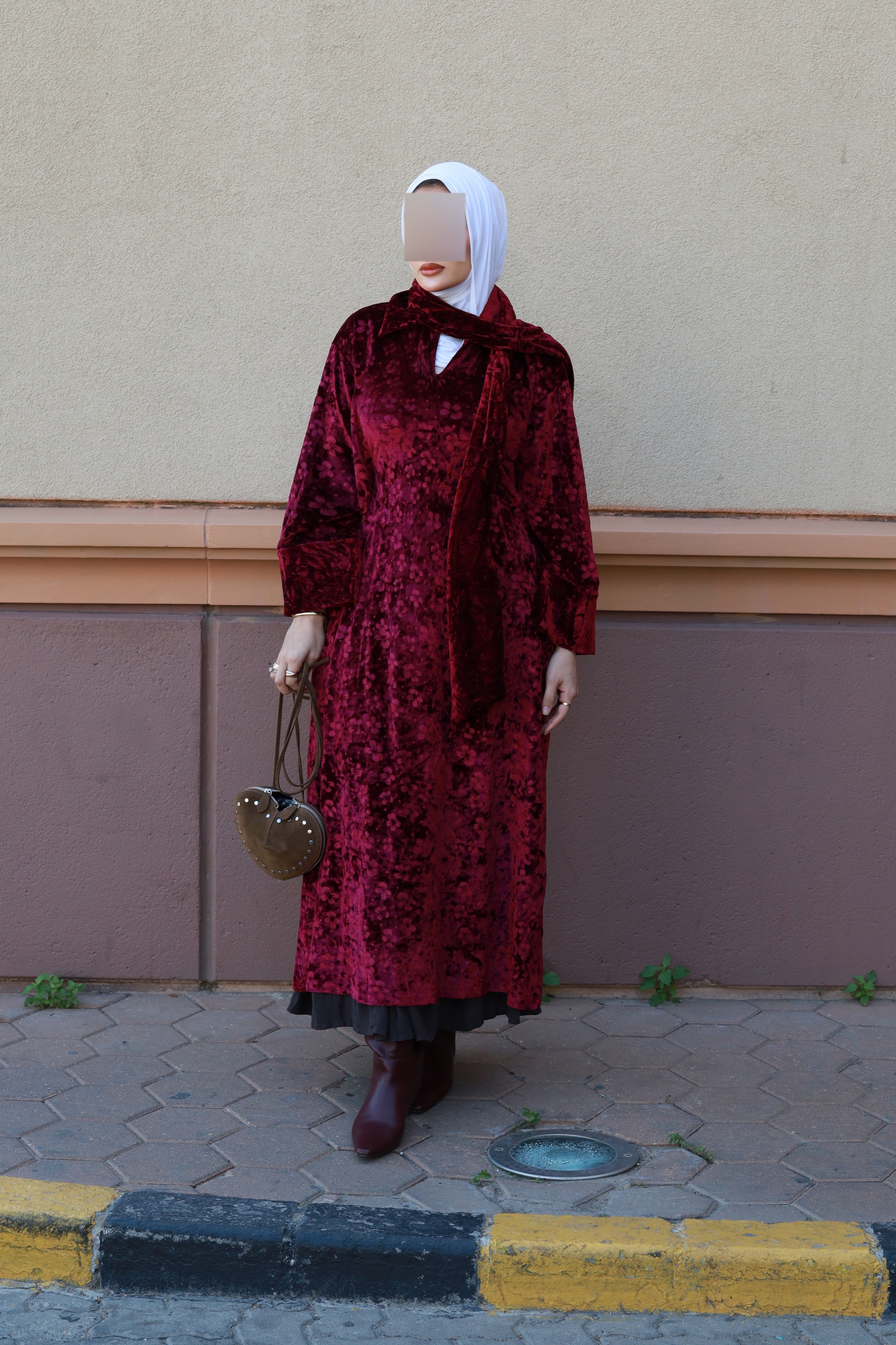 ٍٍR2 '26 Maroon